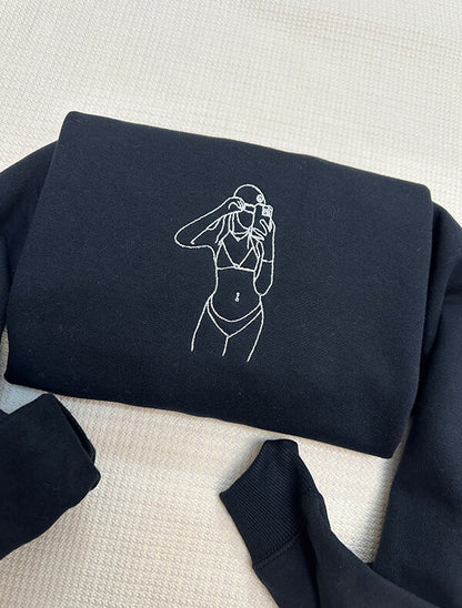 Spicy Photo Outline Embroidery Crews/Hoodies